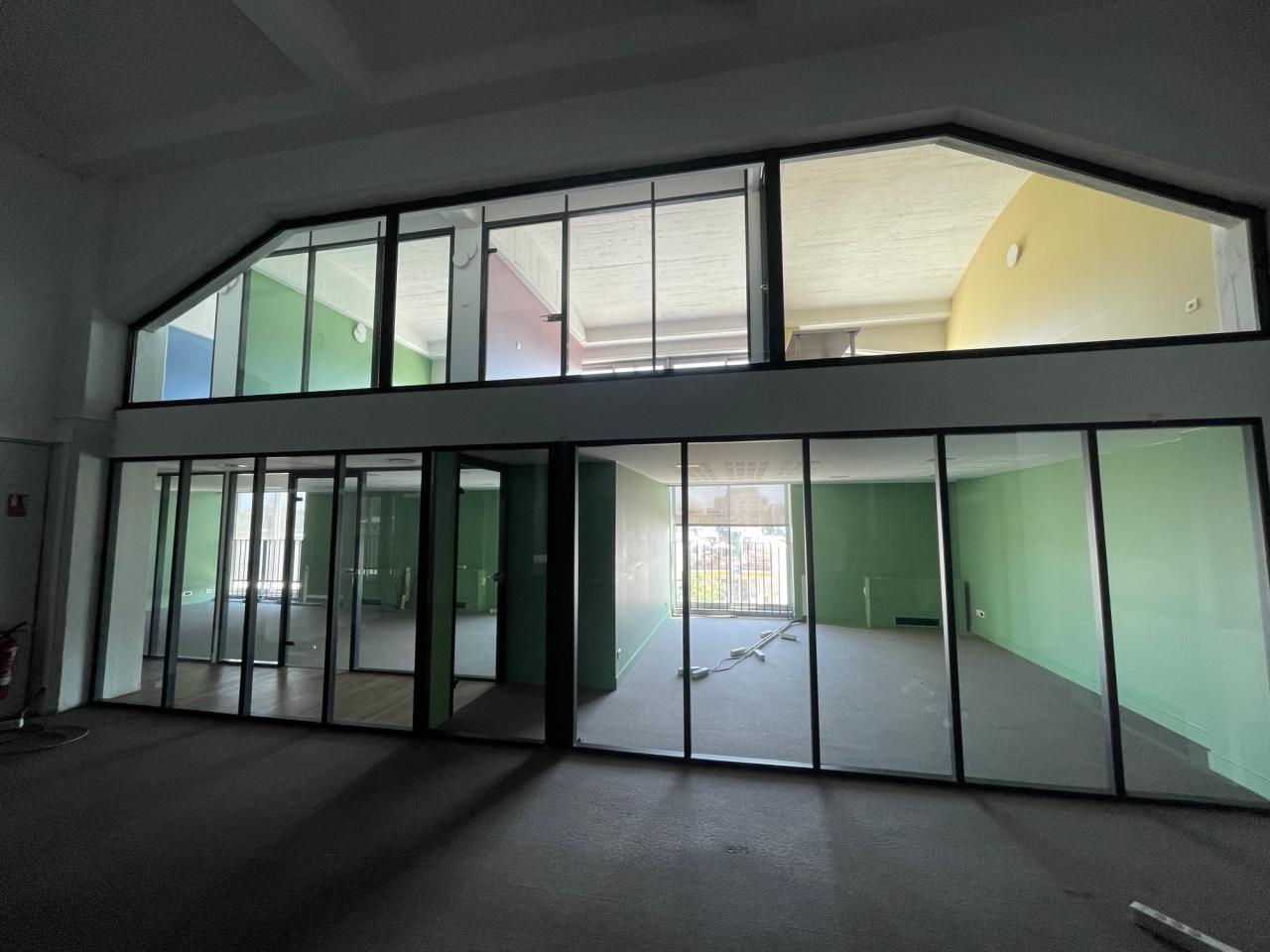 Bureau Bordeaux 600m² Location bureau Bordeaux Gironde OLBUR2534307 0
